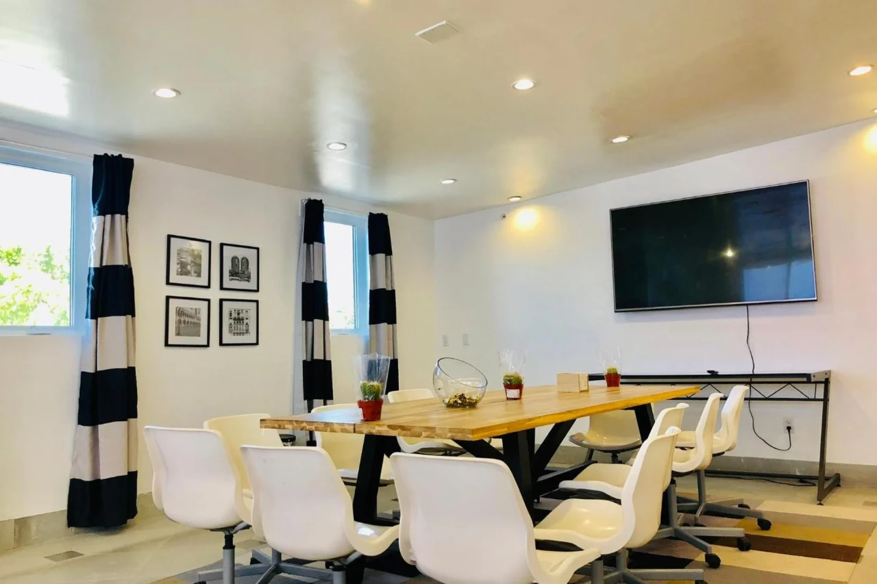Culver City Hostel
